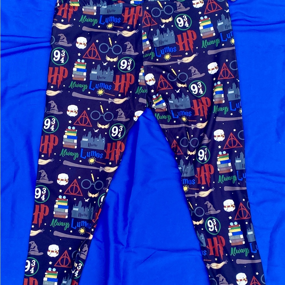 Amelia Rose Buttery Soft Harry Potter Leggings